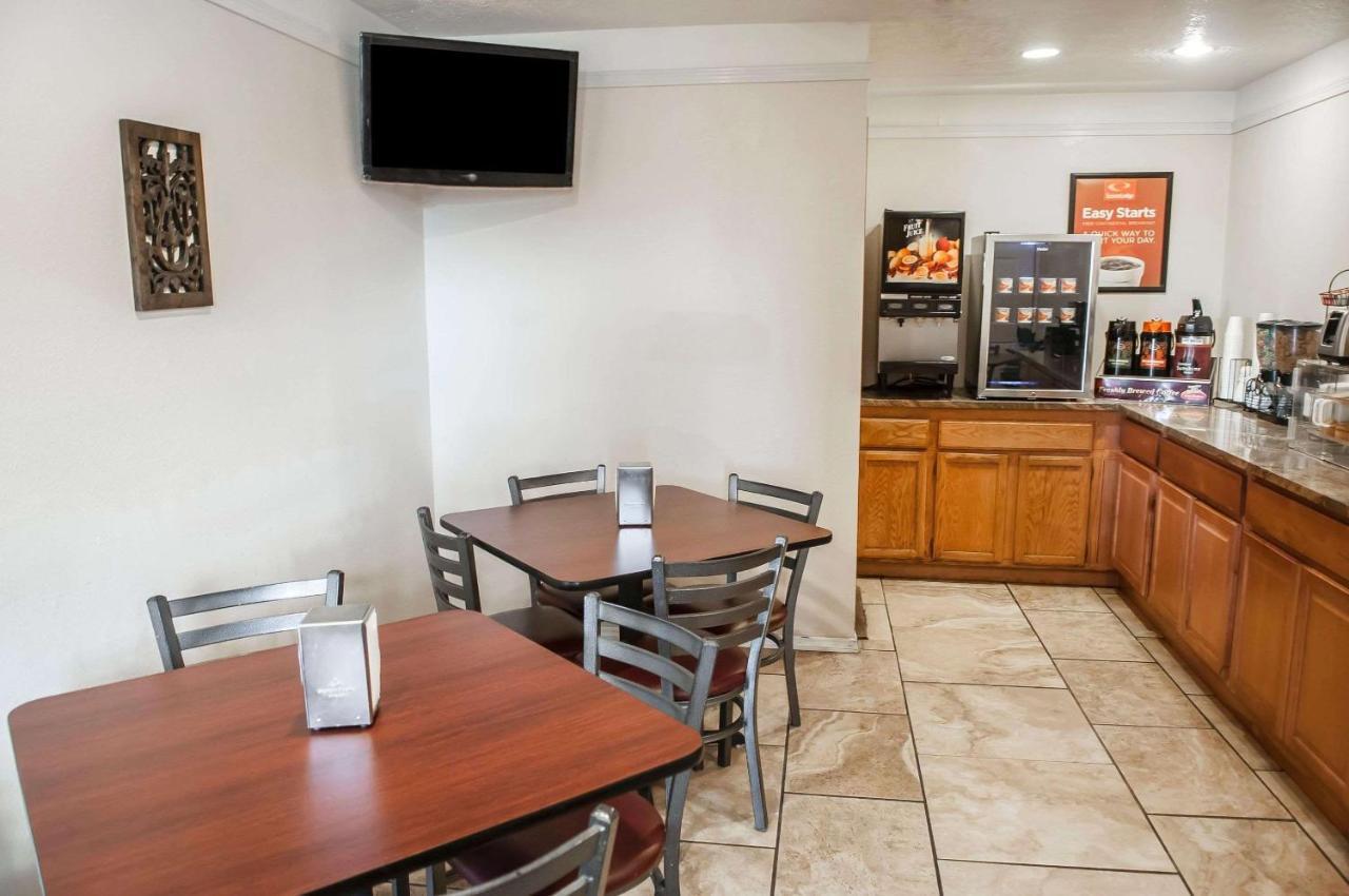 Econo Lodge Midtown Albuquerque Exterior photo